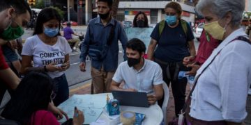 Consulta y venezolanos