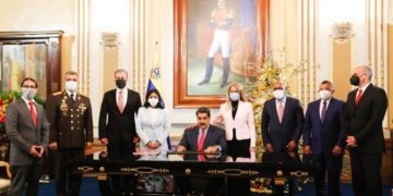 Maduro afirmó que Venezuela superó "con creces" dificultades