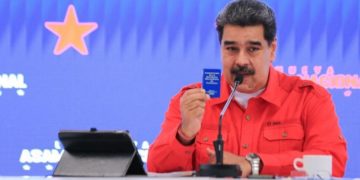 Sociedad venezolanos e información