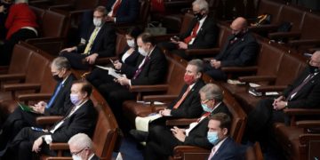 El partido republicano presencia en el Congreso la ratificación de Joe Biden como presidente electo