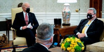 Biden y paquete económico