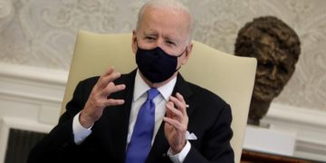 Progresistas y Biden