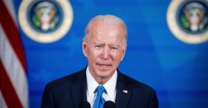 ¿Qué implicaciones tiene el plan de ayuda económica propuesto por Joe Biden?: El doctor Emilio Viano lo explica