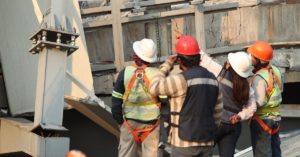 ¿Cuál podría haber sido la causa del desplome de los dos vagones del metro de Ciudad de México?: Periodista Mónica Romero lo explica