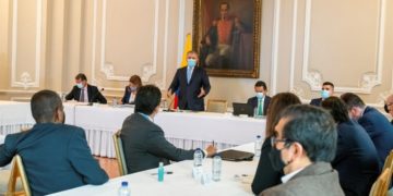 Trabajadores e Iván Duque