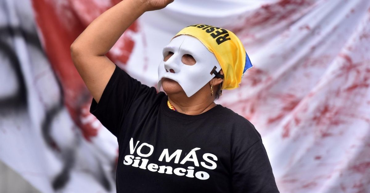 Alejandro Lanz codirector de la ONG Temblores: «Hemos encontrado prácticas sistematizadas de violencia en la actuación de la policía colombiana»