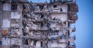 Negligencia y edificio en Surfside