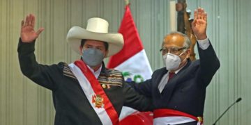 Pedro Castillo y gabinete