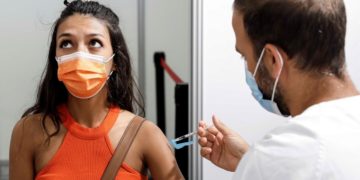Vacunarse y COVID-19