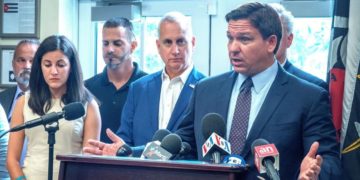 mascarilla y florida