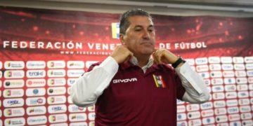 Vinotinto y técnico