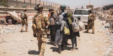 Talibanes y evacuación