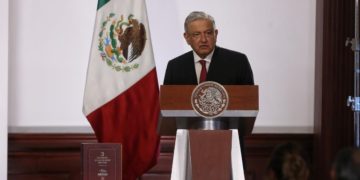 López Obrador y promesas