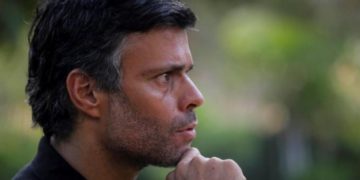 Monómeros y Leopoldo López