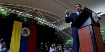 Interinato de Guaidó y oposición
