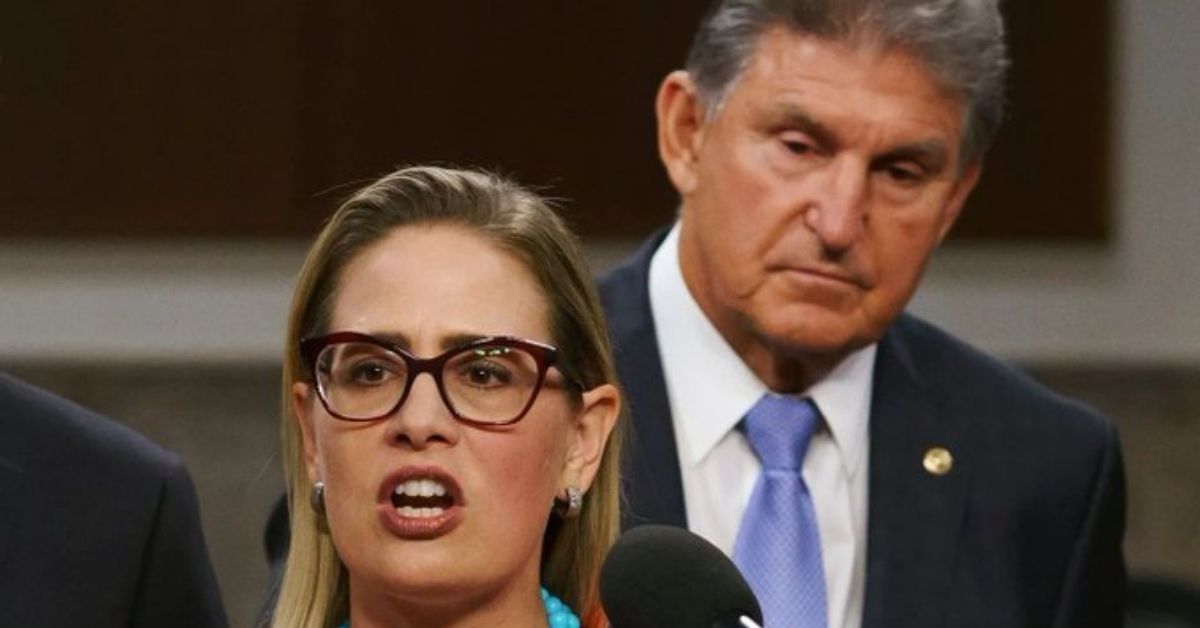 Joe Manchin y Kyrsten Sinema propinan otro revés a Joe Biden, al no votar a favor del proyecto de ley que impulsa el derecho al voto