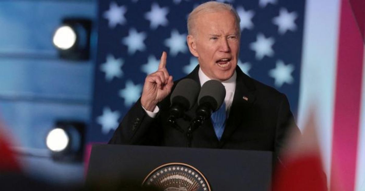 ¿Fue un error de Joe Biden afirmar que Vladimir Putin «no puede permanecer en el poder en Rusia»?