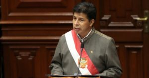 Analista Diana Seminario: «Pedro Castillo superó la segunda vacancia, pero lejos de salir reforzado sale amenazado»