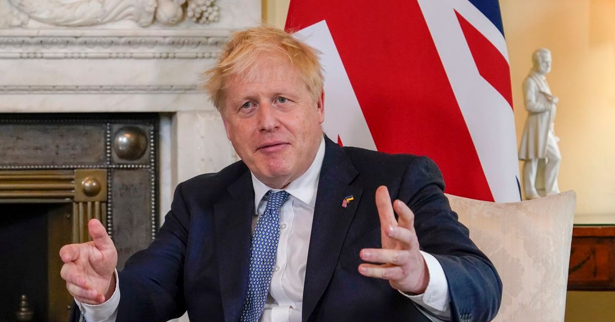 Profesor Emilio Sáenz-Francés: «Boris Johnson ha logrado pasar de ser un cadáver político a un superviviente»