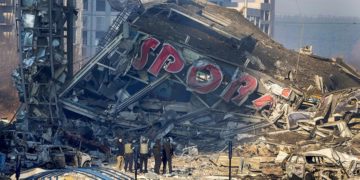 Centro comercial y pueblo ucraniano