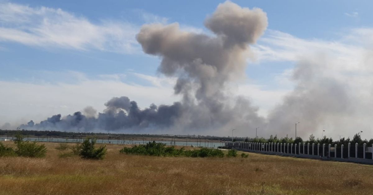 ¿Está el ejército ucraniano atacando a las bases aéreas rusas en Crimea?