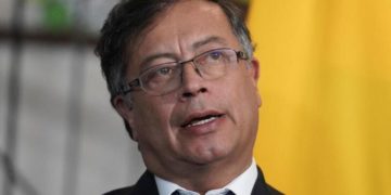 Fuerzas Armadas y Gustavo Petro