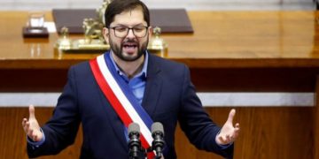 Constituyente y Gabriel Boric