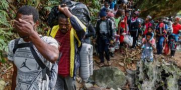 Venezolanos y selva del Darién